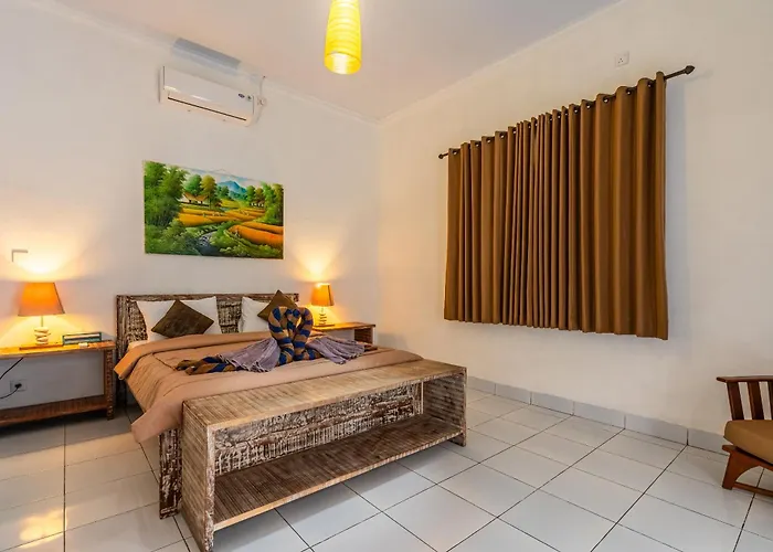 Mira Villa