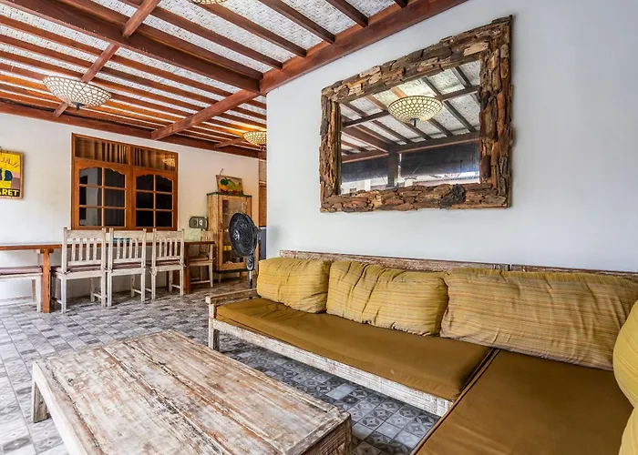 Mira Villa *