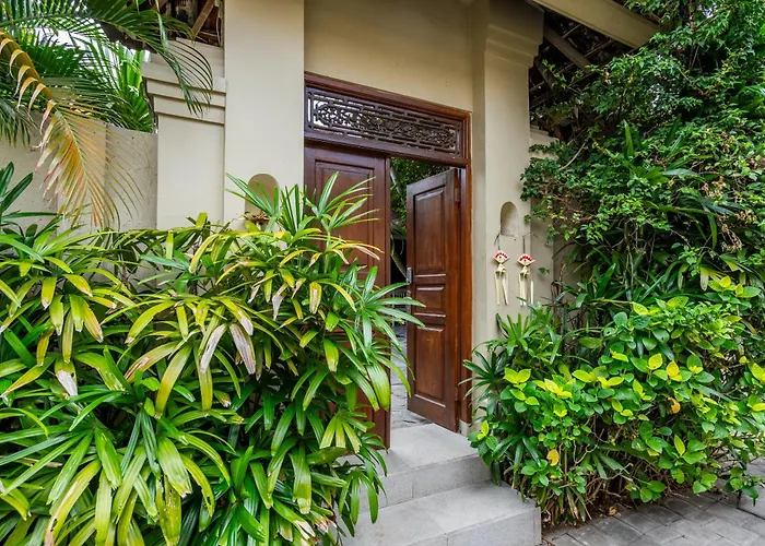 Mira Villa *